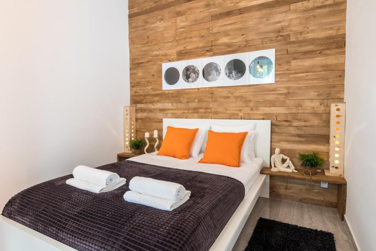 Cracow Best Location Apartment With Garden By Cozyplace Krakow Luaran gambar